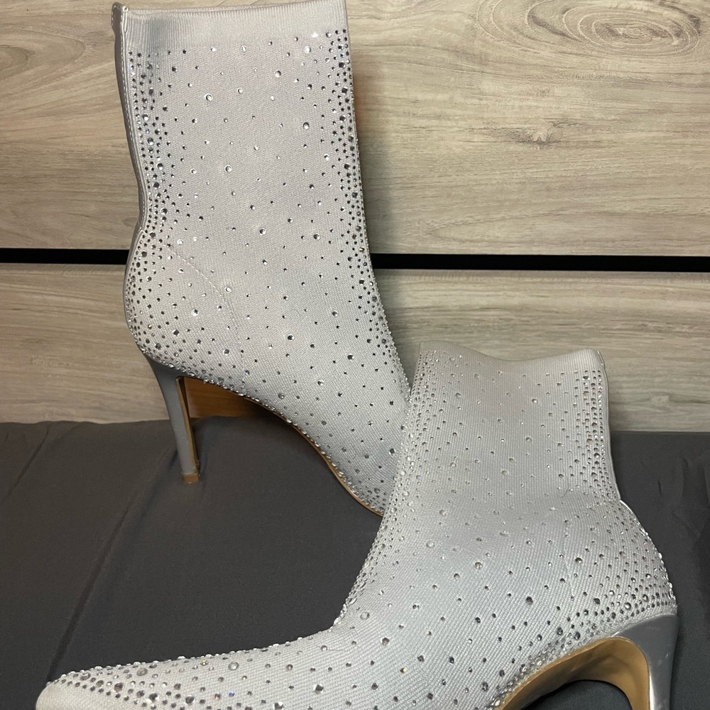 Elegant White Rhinestone Ankle Boots